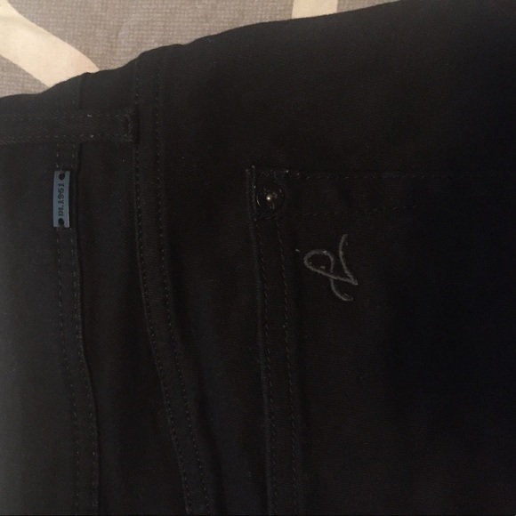 DL1961 PREMIUM DENIM
Florence Instasculpt Cropped Skinny Jeans - Picture 5 of 6